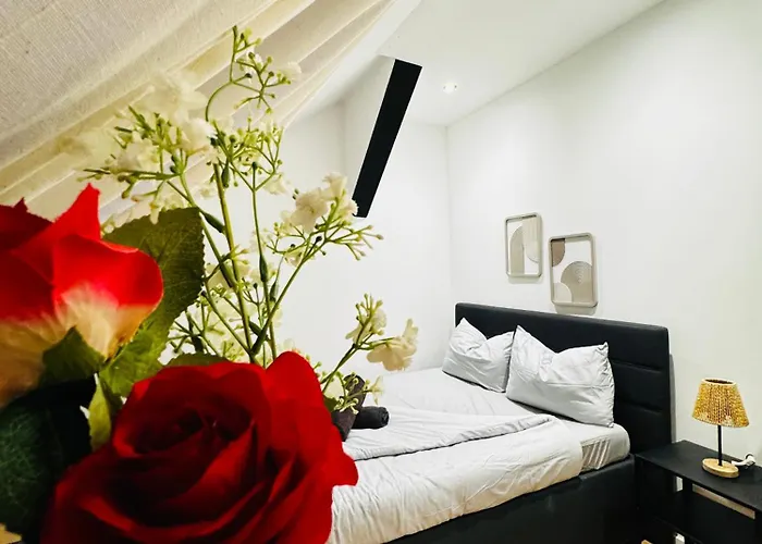 Comfortable Private In A 5-bedroom Close To The Train Station * Βιέννη