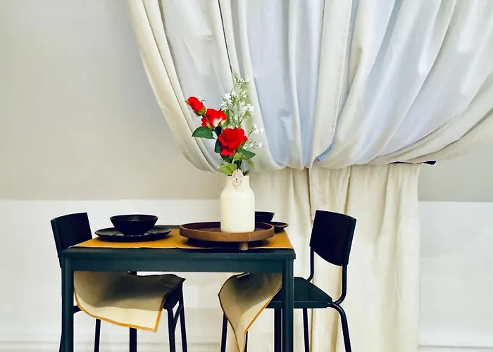 Apartman Comfortable Private In A 5-bedroom Close To The Train Station