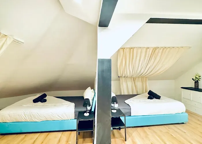 Comfortable Private In A 5-bedroom Close To The Train Station Apartman Bécs